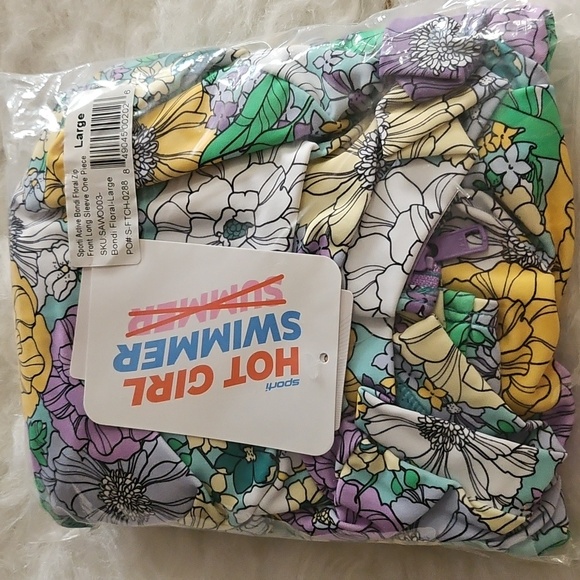 SPORTI Active Bondi Zip One Piece Swimsuit in Bondi Floral - Picture 10 of 12